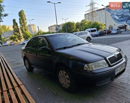 Черный Шкода Октавия, объемом двигателя 1.6 л и пробегом 258 тыс. км за 4800 $, фото 1 на Automoto.ua