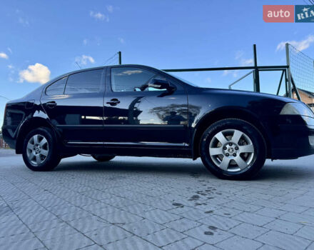 Шкода Октавія 2008 у Львові на Automoto.ua Чорний Шкода Октавія, об'ємом двигуна 1.98 л та пробігом 278 тис. км за 7900 $, фото 4 на Automoto.ua