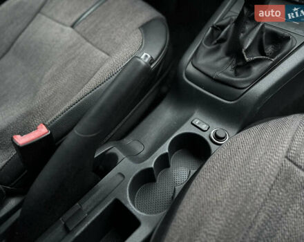 Черный Шкода Октавия, объемом двигателя 1.6 л и пробегом 223 тыс. км за 6300 $, фото 25 на Automoto.ua