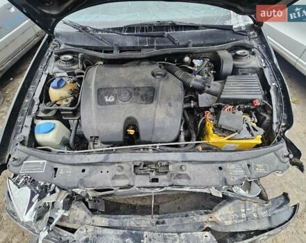 Черный Шкода Октавия, объемом двигателя 1.6 л и пробегом 210 тыс. км за 2350 $, фото 9 на Automoto.ua