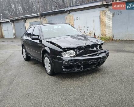 Черный Шкода Октавия, объемом двигателя 1.6 л и пробегом 210 тыс. км за 2200 $, фото 10 на Automoto.ua