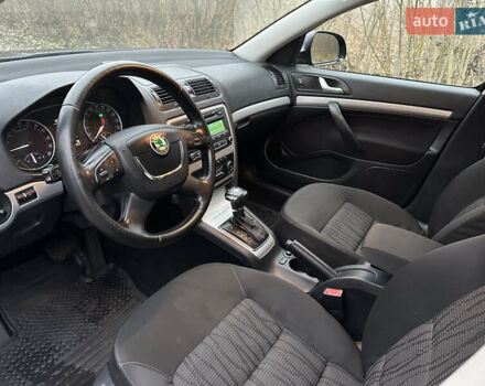 Черный Шкода Октавия, объемом двигателя 1.97 л и пробегом 198 тыс. км за 8200 $, фото 16 на Automoto.ua