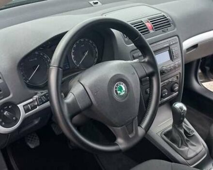 Черный Шкода Октавия, объемом двигателя 1.6 л и пробегом 145 тыс. км за 9250 $, фото 52 на Automoto.ua