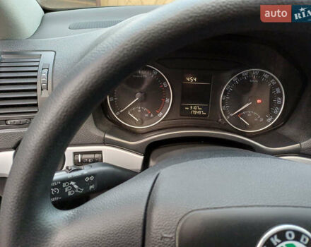 Черный Шкода Октавия, объемом двигателя 1.4 л и пробегом 170 тыс. км за 7700 $, фото 21 на Automoto.ua