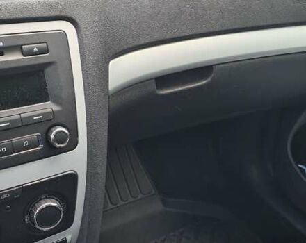 Черный Шкода Октавия, объемом двигателя 1.8 л и пробегом 228 тыс. км за 7000 $, фото 7 на Automoto.ua