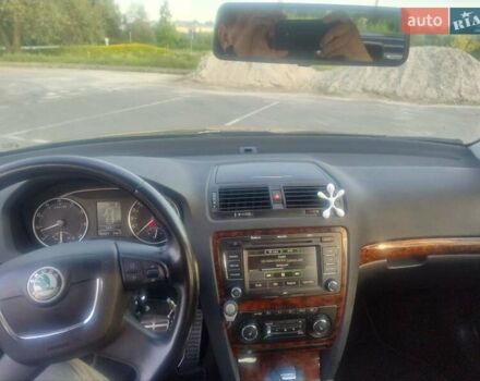 Черный Шкода Октавия, объемом двигателя 1.4 л и пробегом 183 тыс. км за 9500 $, фото 4 на Automoto.ua