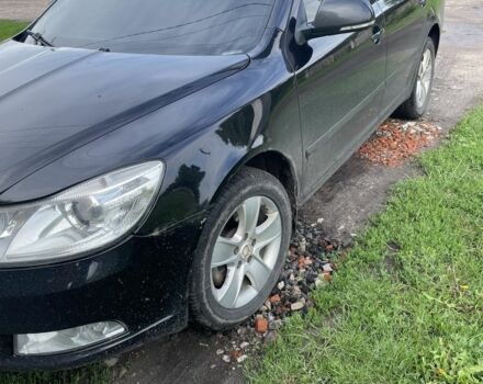 Черный Шкода Октавия, объемом двигателя 1.8 л и пробегом 275 тыс. км за 7300 $, фото 2 на Automoto.ua
