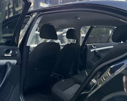 Черный Шкода Октавия, объемом двигателя 1.8 л и пробегом 295 тыс. км за 6500 $, фото 14 на Automoto.ua