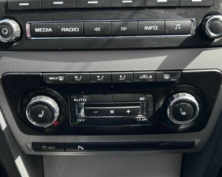 Черный Шкода Октавия, объемом двигателя 1.8 л и пробегом 224 тыс. км за 7100 $, фото 12 на Automoto.ua