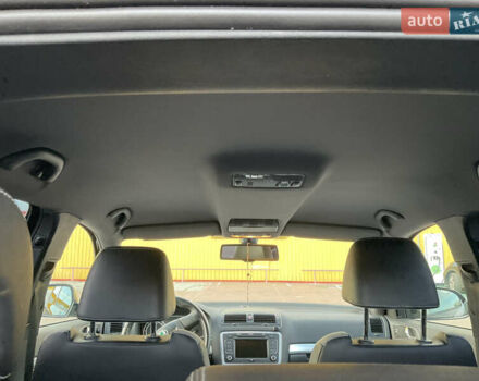 Черный Шкода Октавия, объемом двигателя 1.98 л и пробегом 195 тыс. км за 10800 $, фото 10 на Automoto.ua