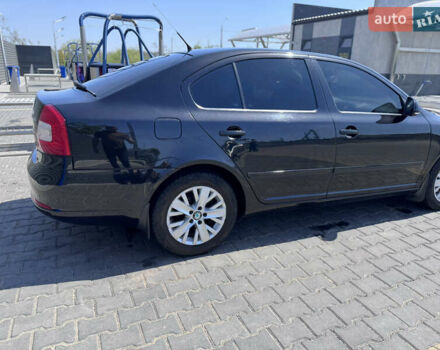 Черный Шкода Октавия, объемом двигателя 1.4 л и пробегом 206 тыс. км за 6600 $, фото 5 на Automoto.ua