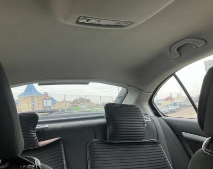 Черный Шкода Октавия, объемом двигателя 1.6 л и пробегом 367 тыс. км за 5200 $, фото 17 на Automoto.ua