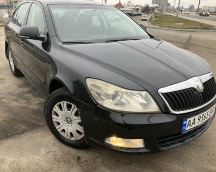 Черный Шкода Октавия, объемом двигателя 1.6 л и пробегом 367 тыс. км за 5200 $, фото 2 на Automoto.ua