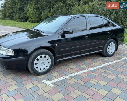 Черный Шкода Октавия, объемом двигателя 1.6 л и пробегом 225 тыс. км за 5650 $, фото 7 на Automoto.ua