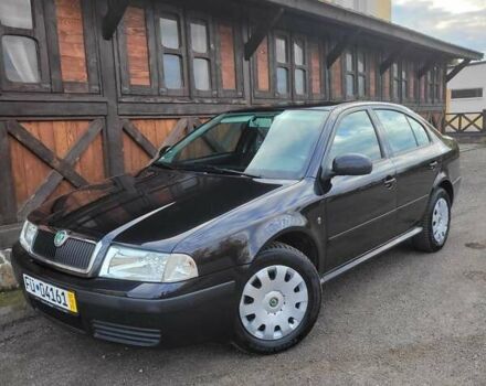 Черный Шкода Октавия, объемом двигателя 1.6 л и пробегом 197 тыс. км за 7150 $, фото 4 на Automoto.ua