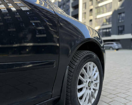 Черный Шкода Октавия, объемом двигателя 1.8 л и пробегом 295 тыс. км за 6500 $, фото 26 на Automoto.ua