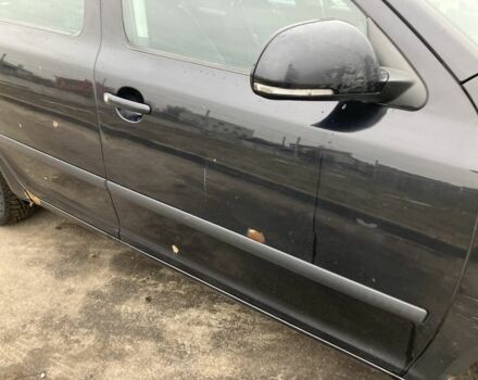 Черный Шкода Октавия, объемом двигателя 1.6 л и пробегом 367 тыс. км за 5200 $, фото 3 на Automoto.ua