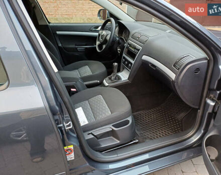 Черный Шкода Октавия, объемом двигателя 1.4 л и пробегом 170 тыс. км за 7700 $, фото 23 на Automoto.ua