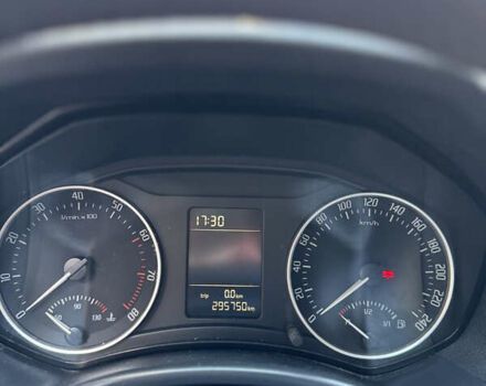 Черный Шкода Октавия, объемом двигателя 1.8 л и пробегом 295 тыс. км за 6500 $, фото 8 на Automoto.ua