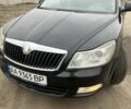 Черный Шкода Октавия, объемом двигателя 1.6 л и пробегом 367 тыс. км за 5200 $, фото 1 на Automoto.ua
