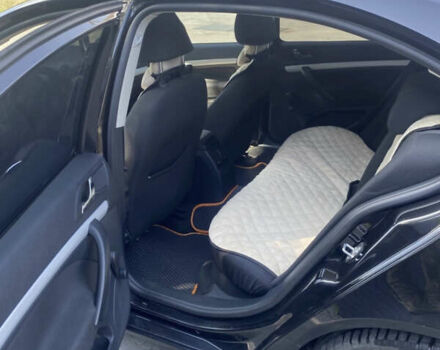 Черный Шкода Октавия, объемом двигателя 1.6 л и пробегом 178 тыс. км за 8299 $, фото 3 на Automoto.ua