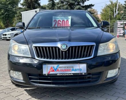 Черный Шкода Октавия, объемом двигателя 1.8 л и пробегом 224 тыс. км за 7100 $, фото 1 на Automoto.ua