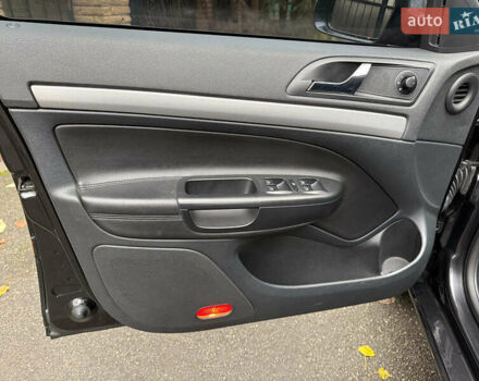 Чорний Шкода Октавія, об'ємом двигуна 2 л та пробігом 210 тис. км за 10490 $, фото 10 на Automoto.ua