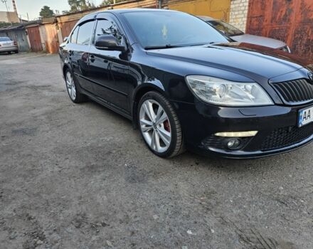 Черный Шкода Октавия, объемом двигателя 2 л и пробегом 253 тыс. км за 10000 $, фото 4 на Automoto.ua