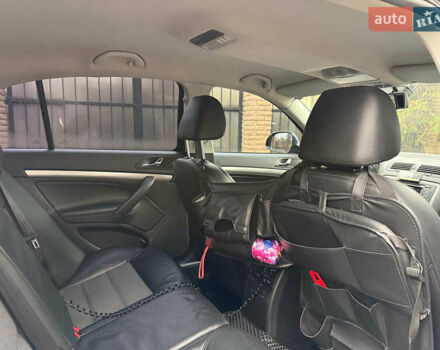 Чорний Шкода Октавія, об'ємом двигуна 2 л та пробігом 210 тис. км за 10490 $, фото 19 на Automoto.ua