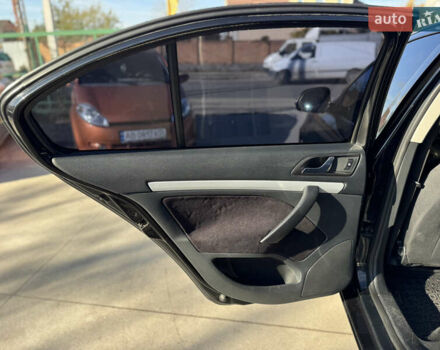 Черный Шкода Октавия, объемом двигателя 1.6 л и пробегом 230 тыс. км за 6999 $, фото 17 на Automoto.ua