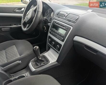 Черный Шкода Октавия, объемом двигателя 0 л и пробегом 110 тыс. км за 7100 $, фото 13 на Automoto.ua