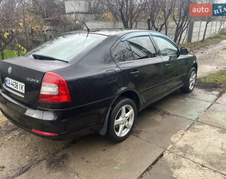 Черный Шкода Октавия, объемом двигателя 1.8 л и пробегом 205 тыс. км за 7000 $, фото 2 на Automoto.ua