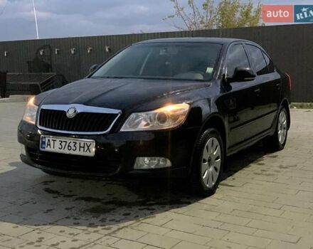 Черный Шкода Октавия, объемом двигателя 1.8 л и пробегом 230 тыс. км за 7500 $, фото 5 на Automoto.ua