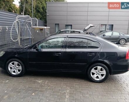 Черный Шкода Октавия, объемом двигателя 1.6 л и пробегом 279 тыс. км за 7500 $, фото 3 на Automoto.ua