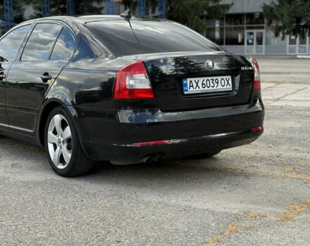 Черный Шкода Октавия, объемом двигателя 1.8 л и пробегом 230 тыс. км за 9300 $, фото 2 на Automoto.ua