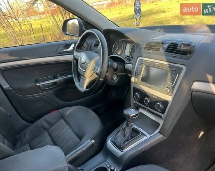 Черный Шкода Октавия, объемом двигателя 1.8 л и пробегом 328 тыс. км за 6500 $, фото 17 на Automoto.ua