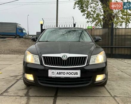 Черный Шкода Октавия, объемом двигателя 1.8 л и пробегом 206 тыс. км за 7490 $, фото 1 на Automoto.ua