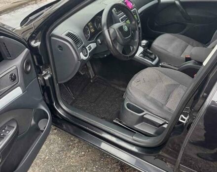 Черный Шкода Октавия, объемом двигателя 1.8 л и пробегом 160 тыс. км за 6700 $, фото 8 на Automoto.ua