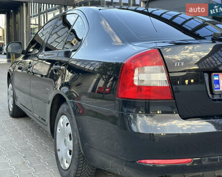 Черный Шкода Октавия, объемом двигателя 1.6 л и пробегом 178 тыс. км за 7800 $, фото 7 на Automoto.ua