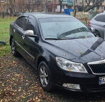 Черный Шкода Октавия, объемом двигателя 1.8 л и пробегом 203 тыс. км за 7000 $, фото 2 на Automoto.ua