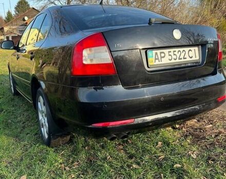 Черный Шкода Октавия, объемом двигателя 1.8 л и пробегом 328 тыс. км за 6500 $, фото 4 на Automoto.ua