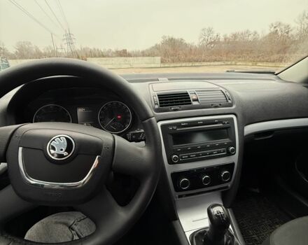 Черный Шкода Октавия, объемом двигателя 1.6 л и пробегом 164 тыс. км за 7500 $, фото 19 на Automoto.ua