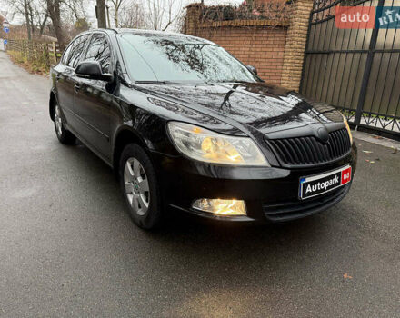 Чорний Шкода Октавія, об'ємом двигуна 2 л та пробігом 210 тис. км за 10490 $, фото 2 на Automoto.ua