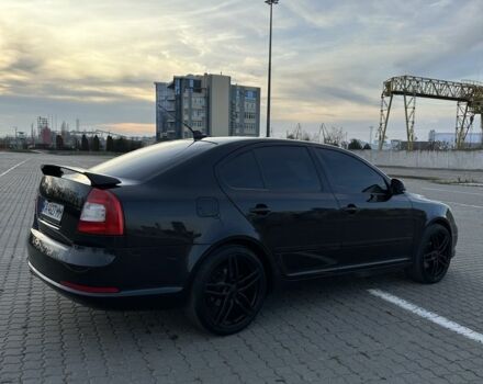 Чорний Шкода Октавія, об'ємом двигуна 2 л та пробігом 219 тис. км за 11000 $, фото 5 на Automoto.ua