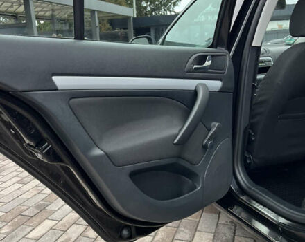 Чорний Шкода Октавія, об'ємом двигуна 1.6 л та пробігом 167 тис. км за 8150 $, фото 23 на Automoto.ua