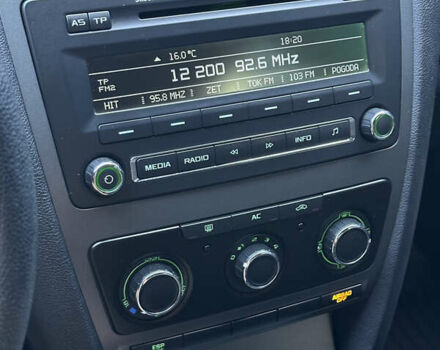Черный Шкода Октавия, объемом двигателя 1.6 л и пробегом 178 тыс. км за 7800 $, фото 37 на Automoto.ua