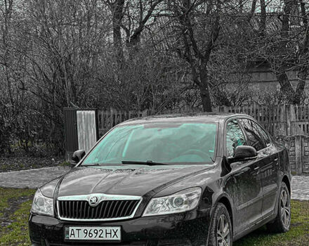 Чорний Шкода Октавія, об'ємом двигуна 1.6 л та пробігом 235 тис. км за 7100 $, фото 1 на Automoto.ua