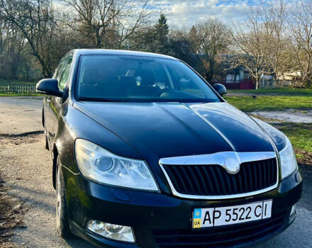 Черный Шкода Октавия, объемом двигателя 1.8 л и пробегом 328 тыс. км за 6300 $, фото 2 на Automoto.ua