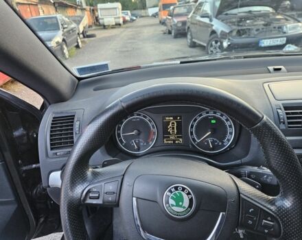 Черный Шкода Октавия, объемом двигателя 2 л и пробегом 253 тыс. км за 10000 $, фото 2 на Automoto.ua