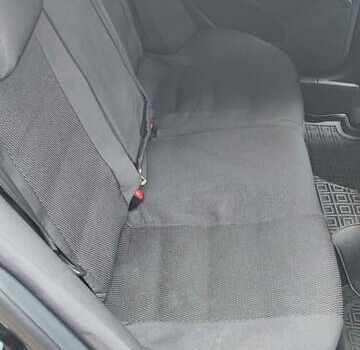 Чорний Шкода Октавія, об'ємом двигуна 1.6 л та пробігом 279 тис. км за 7200 $, фото 16 на Automoto.ua